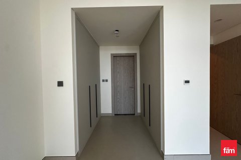 2 bedrooms Apartment in Dubai, UAE No. 126592 22