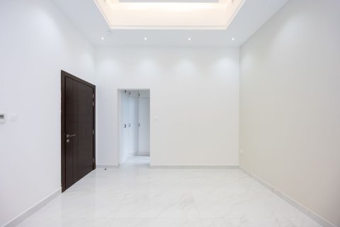 Commercial property de 5 dormitorios en Al Shamkha, UAE No. 40045 12