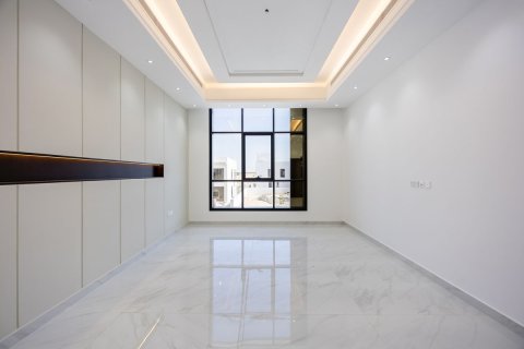 Commercial property de 5 dormitorios en Al Shamkha, UAE No. 40045 10
