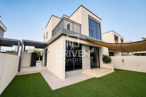 Villa de 4 dormitorios en Maple at Dubai Hills Estate, UAE No. 207421