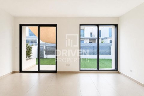Villa de 4 dormitorios en Maple at Dubai Hills Estate, UAE No. 207421 4