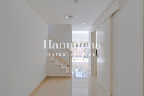 2 bedrooms Townhouse in Hillside at Jumeirah Golf Estates, UAE No. 151209 9