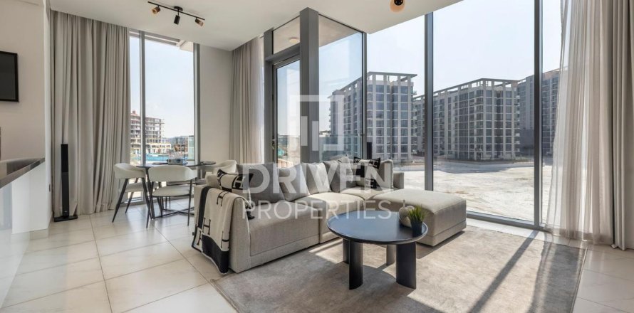 Appartement de 2 chambres à District One, UAE No. 206694