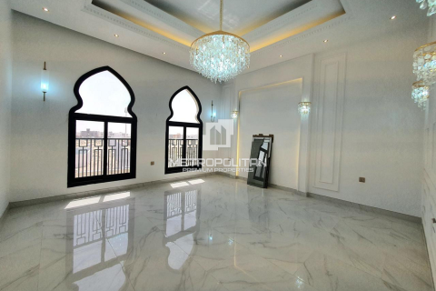 7 غرفة نوم  فيلا في Dubai Land, الإمارات العربية المتحدة رقم 77666 22