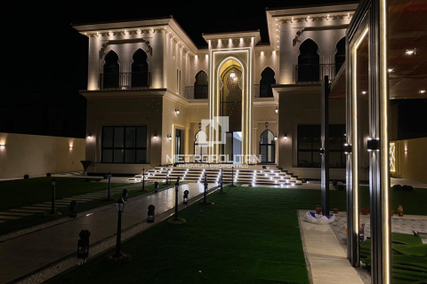 7 غرفة نوم  فيلا في Dubai Land, الإمارات العربية المتحدة رقم 77666 15