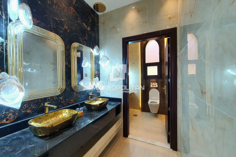 7 غرفة نوم  فيلا في Dubai Land, الإمارات العربية المتحدة رقم 77666 21