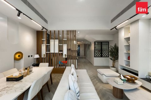 Townhouse de 2 dormitorios en Mohammed Bin Rashid City, UAE No. 133993 8