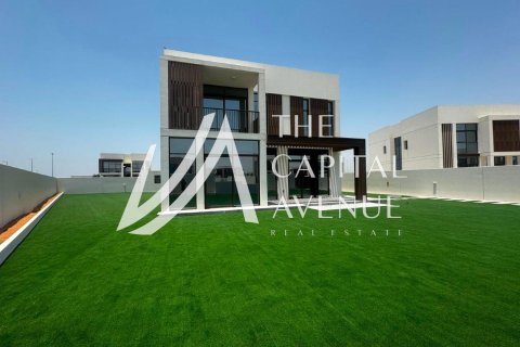4 bedrooms Villa in Abu Dhabi, UAE No. 202244 18