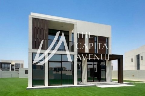 4 bedrooms Villa in Abu Dhabi, UAE No. 202244