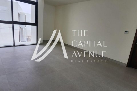 4 bedrooms Villa in Abu Dhabi, UAE No. 202244 9