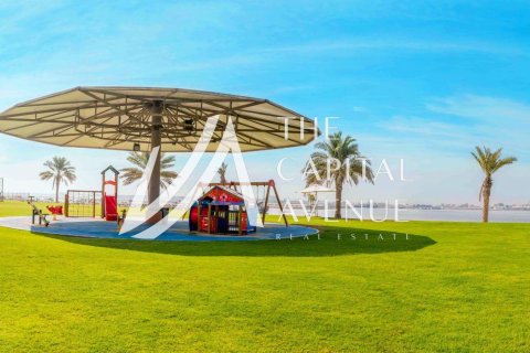 Вилла с 4 спальнями в Абу-Даби, ОАЭ №202245 11