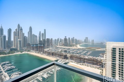 Appartement de 4 chambres à EMAAR Beachfront, UAE No. 194586