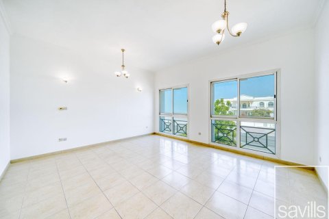 4 bedrooms Villa in Umm Suqeim, UAE No. 194584 8