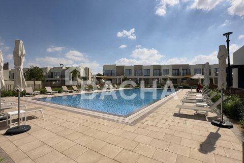 Вилла с 3 спальнями в EMAAR South, ОАЭ №162109 3