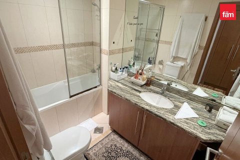 2 bedrooms Apartment in Dubai, UAE No. 207687 3