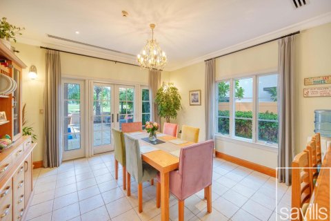 Вилла с 5 спальнями в Джумейра Гольф Эстейтс, ОАЭ №136581 12