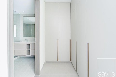 Квартира с 2 спальнями в Opera District, ОАЭ №136576 17