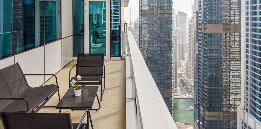 Apartment de 2 dormitorios en Dubai, UAE No. 210483