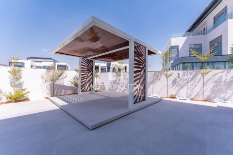 Villa de 6 dormitorios No. 129000 11