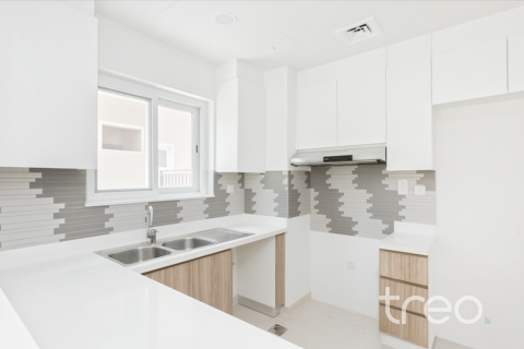 Townhouse de 3 dormitorios en Dubai, UAE No. 174186 6