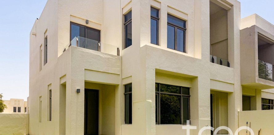 Villa de 3 dormitorios en Mira Oasis, UAE No. 174181