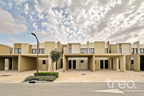 Villa de 3 dormitorios en Dubai, UAE No. 174183