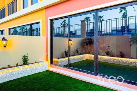 Townhouse de 4 dormitorios en Damac Lagoons, UAE No. 174180 3