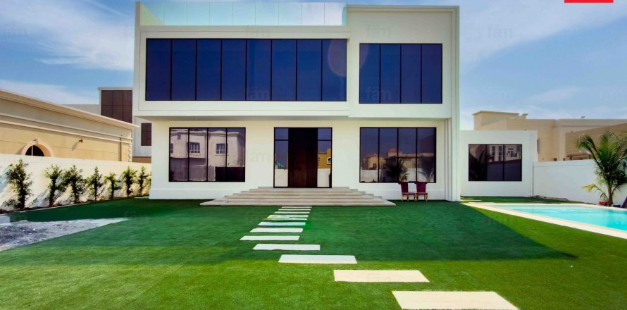 5 bedrooms Villa in Al Barsha, UAE No. 137391