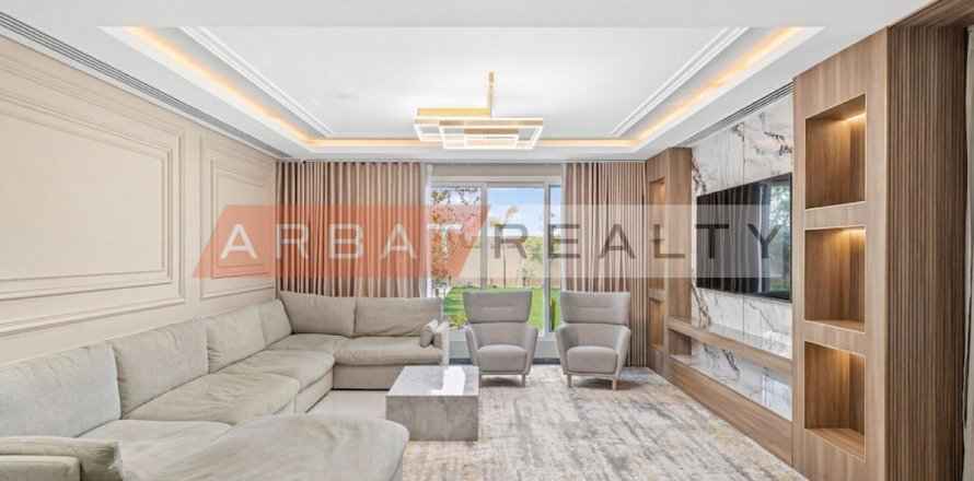 4 bedrooms Villa in Dubai Land, UAE No. 185299