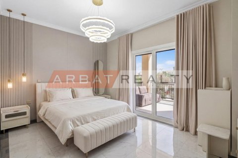 4 bedrooms Villa in Dubai Land, UAE No. 185299 9