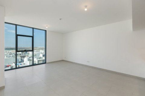 2 bedrooms Apartment in Dubai, UAE No. 142951 4