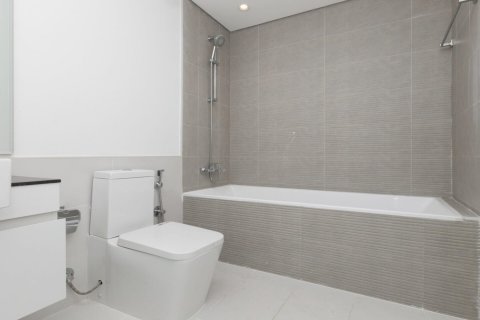 2 bedrooms Apartment in Dubai, UAE No. 142951 13