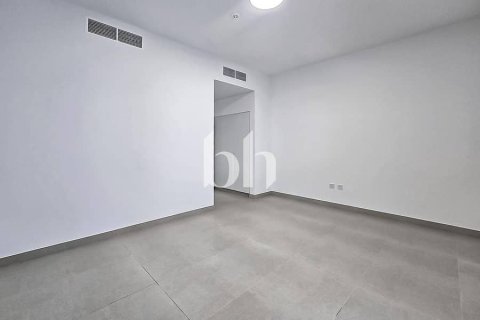 3 غرف نوم تاون هاوس  رقم 113222 24