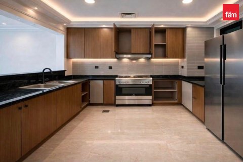 4 bedrooms Townhouse in Dubai, UAE No. 199447 14
