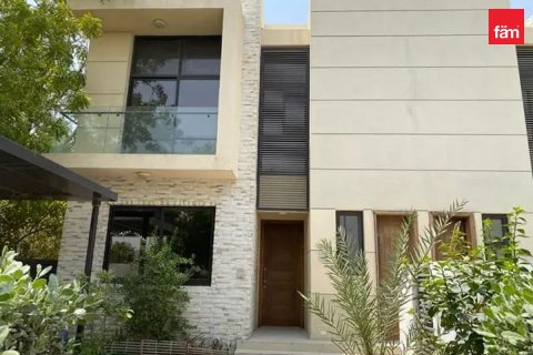 4 bedrooms Townhouse in Dubai, UAE No. 199449 3