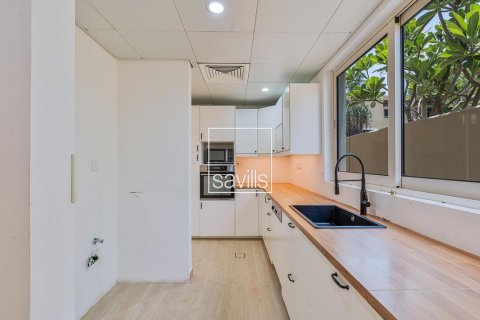 3 غرف نوم تاون هاوس في Al Raha Gardens, الإمارات العربية المتحدة رقم 194955 16