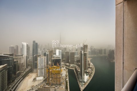 Квартира с 2 спальнями в Churchill Towers, ОАЭ №146464 4