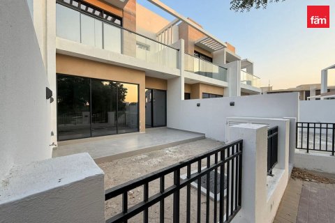 3 bedrooms Townhouse in Dubai, UAE No. 168114 13