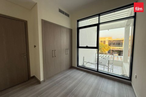 3 bedrooms Townhouse in Dubai, UAE No. 168114 3