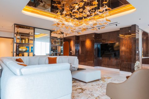 5 bedrooms Penthouse in Dubai Studio City, UAE No. 168115 8