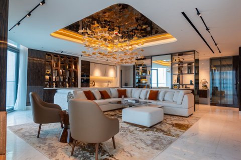 5 bedrooms Penthouse in Dubai Studio City, UAE No. 168115