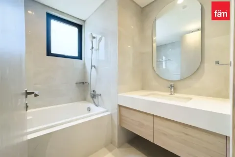 Villa de 4 dormitorios en Jebel Ali, UAE No. 168113 8