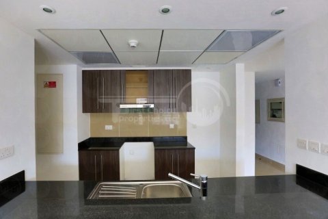 2 bedrooms Apartment in Al Reef, UAE No. 172609 8