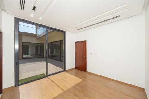 Villa de 4 dormitorios en Dubai, UAE No. 167860 11