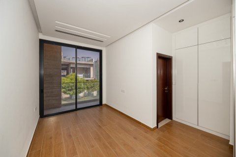 Villa de 4 dormitorios en Dubai, UAE No. 167860 23
