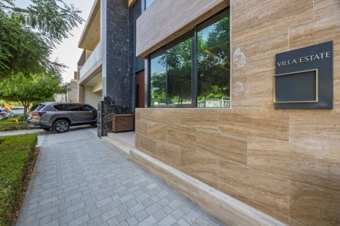 Villa de 4 dormitorios en Dubai, UAE No. 167860 28