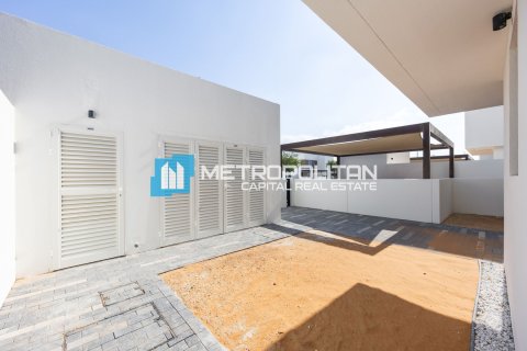 Villa de 4 dormitorios en  Yas Island, UAE No. 91709 7