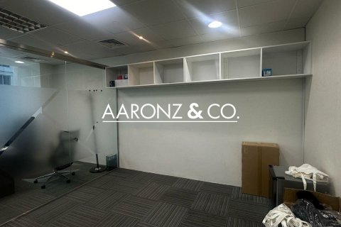 77مربع، مكتب في Bayswater, الإمارات العربية المتحدة رقم 150635 9