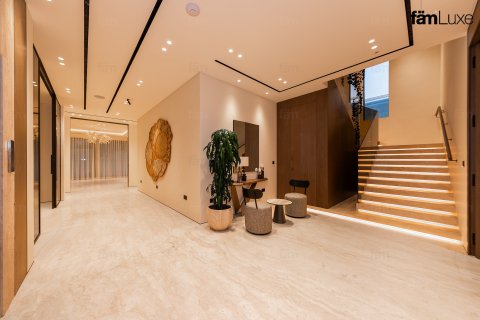 6 bedrooms Villa  No. 111888 16