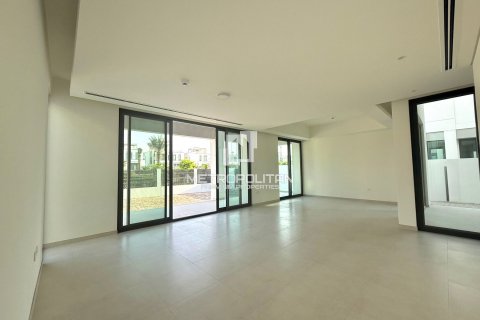 Вилла с 4 спальнями №129623 3